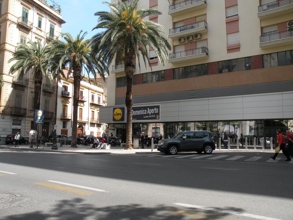Hostel Josef Palermo Exterior foto